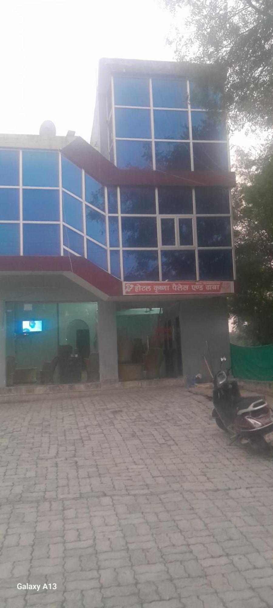 Krishna Hotel Agra  Zewnętrze zdjęcie